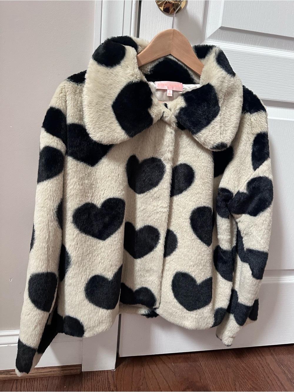 LISA TODD Love Shag Faux Fur Jacket - Picture 2 of 12